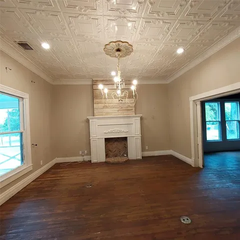 $179,900 | 601 Holbrook Street, Mount Vernon, TX 75457