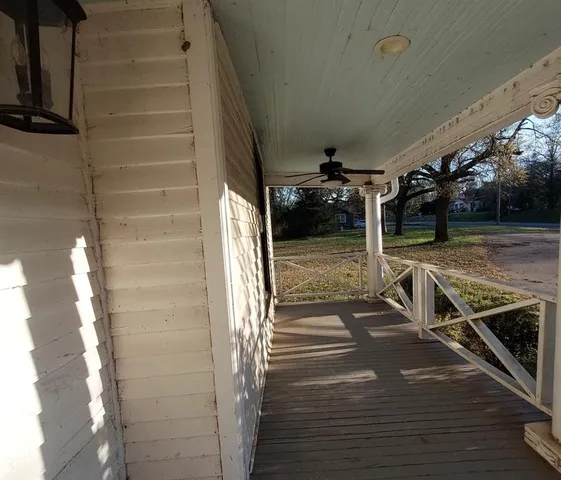 $179,900 | 601 Holbrook Street, Mount Vernon, TX 75457