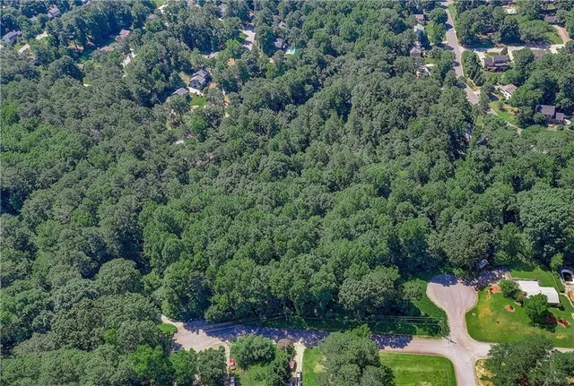 $149,900 | 1201 Barkwood Court Southwest, Lilburn, GA 30047