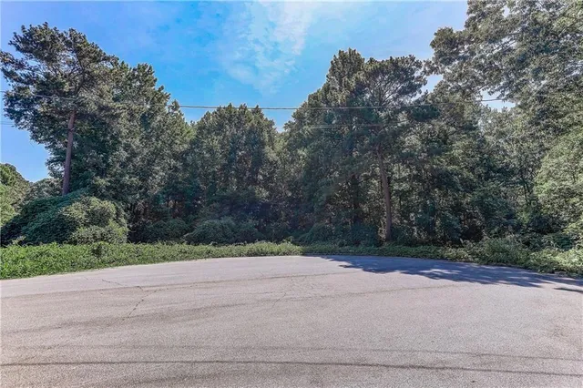 $149,900 | 1201 Barkwood Court Southwest, Lilburn, GA 30047