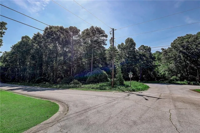 $149,900 | 1201 Barkwood Court Southwest, Lilburn, GA 30047