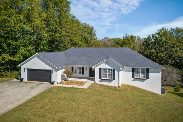 $679,000 | 966 River Bend Drive, Cookeville, TN 38506