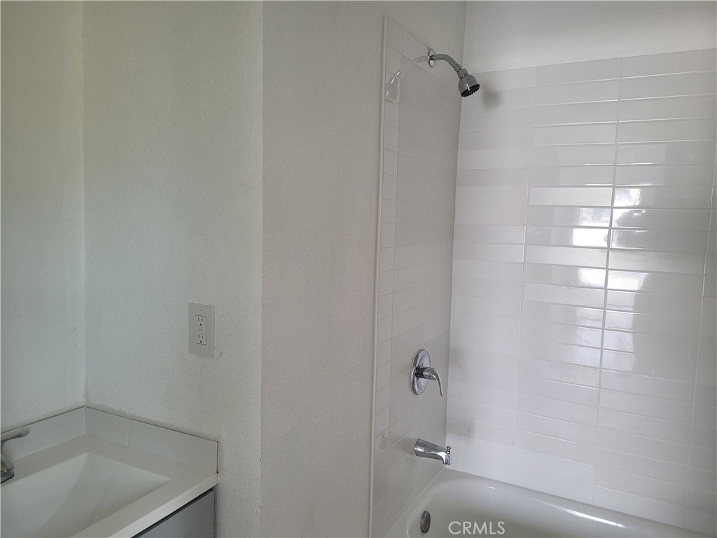 4738 Trebor Road Riverside, CA 92503 - Photo 6 of 10 Bathroom View 1