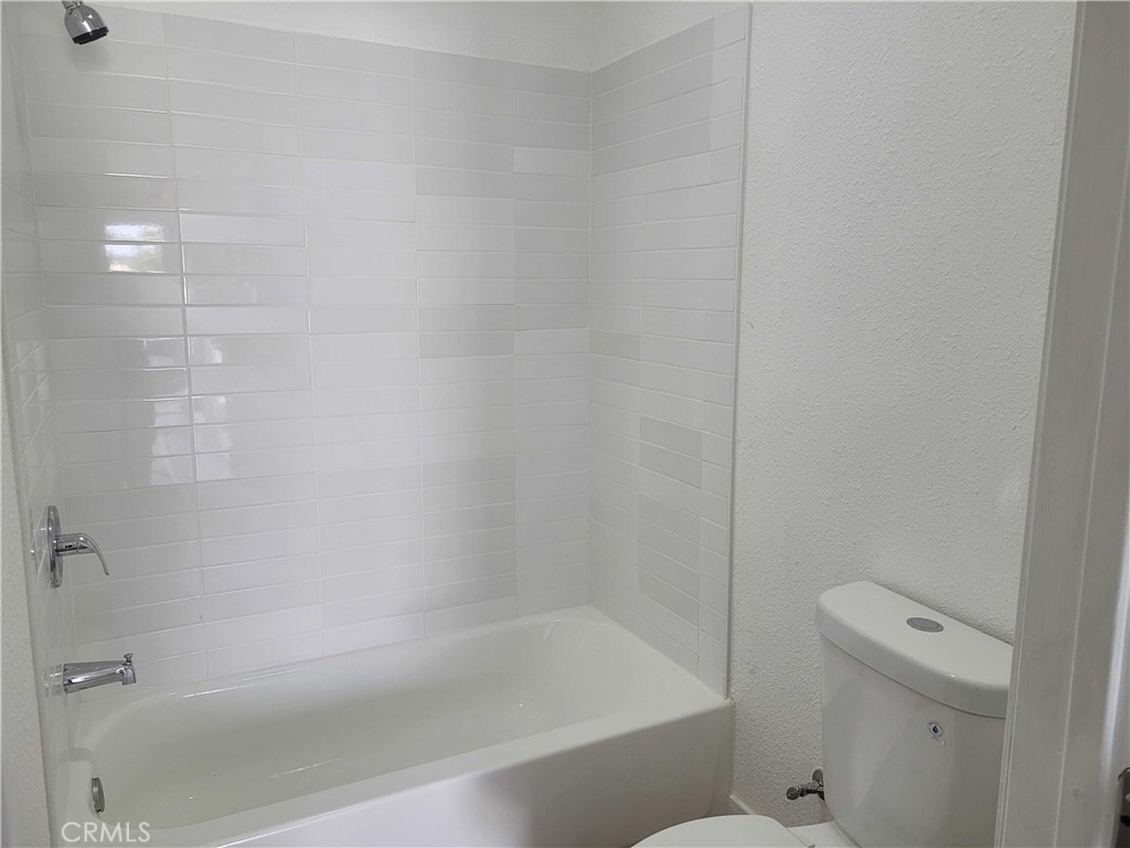 4738 Trebor Road Riverside, CA 92503 - Photo 7 of 10 Bathroom View #2