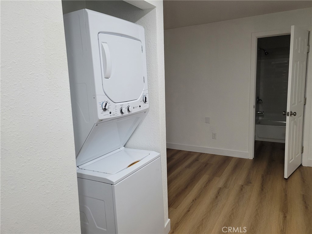 4738 Trebor Road Riverside, CA 92503 - Photo 8 of 10 Laundry