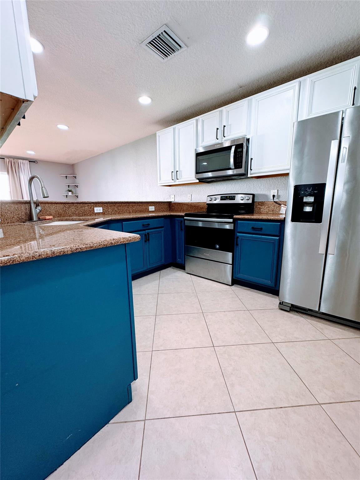 5963 Abbey Road Tamarac, FL 33321 - Photo 3 of 19 Photo 3