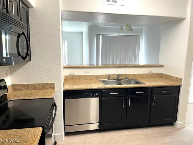 $1,625 | 7255 West Sunset Road, Unit 2141, Las Vegas, NV 89113