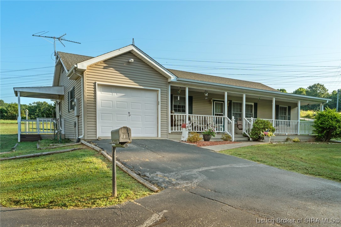 2405 Henriott Road Georgetown, IN 47122 - Photo 3 of 33