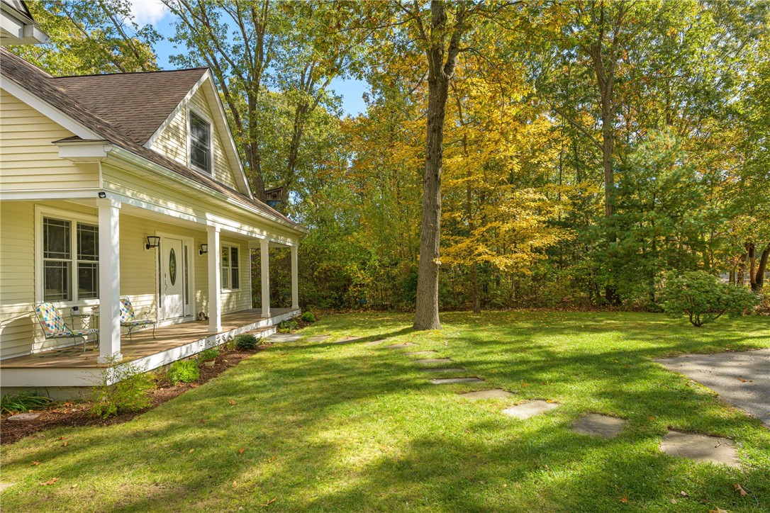 3 Haines Park Road Barrington, RI 02806 - Photo 4 of 34