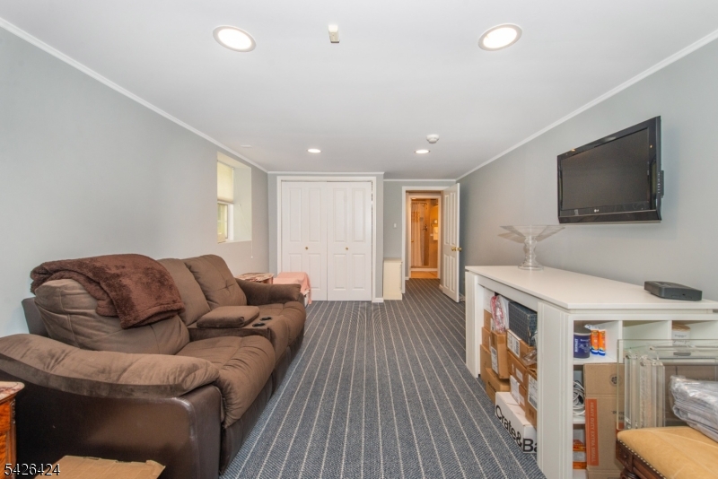 85 Athens Road Short Hills, NJ 07078 - Photo 11 of 35