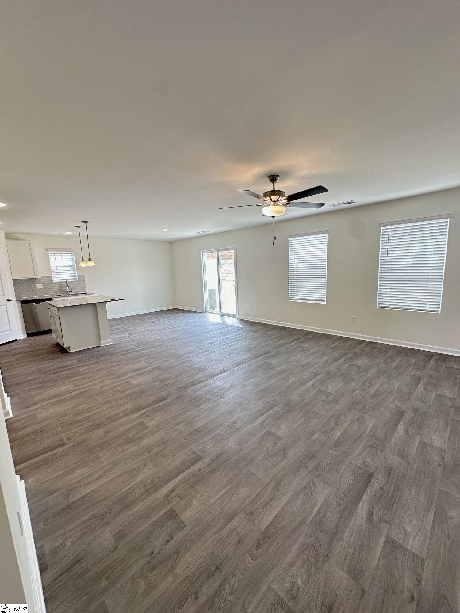 6030 Willutuck Drive Boiling Springs, SC 29316 - Photo 2 of 20