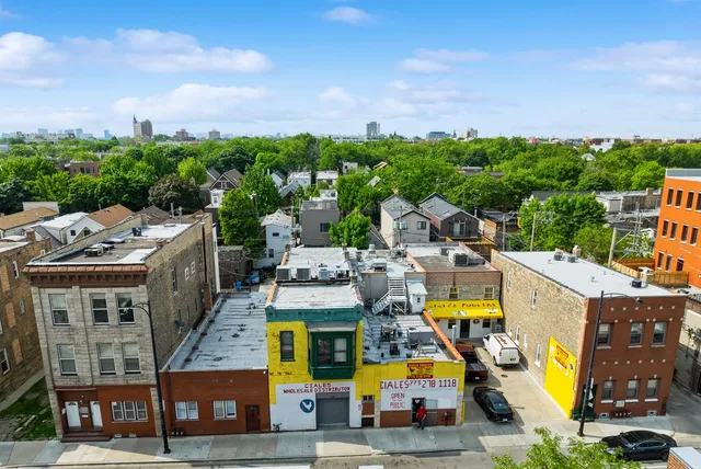 a picture of city view