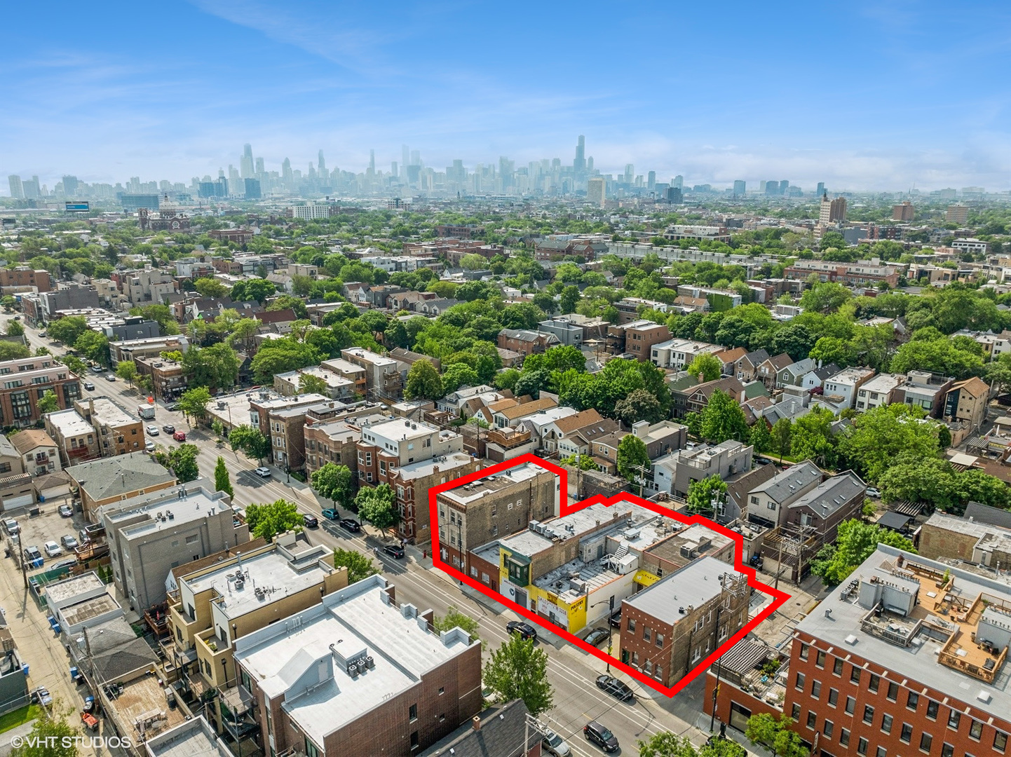 2135 West Armitage Avenue Chicago, IL 60647 - Photo 6 of 9 an aerial view of a city