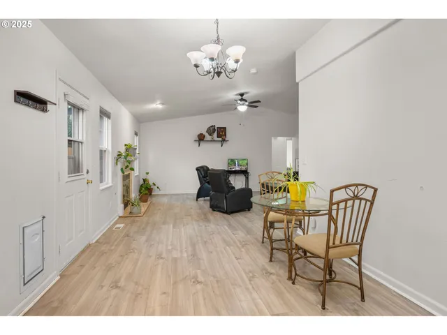 $410,000 | 618 Northeast Faloma Road, Portland, OR 97211