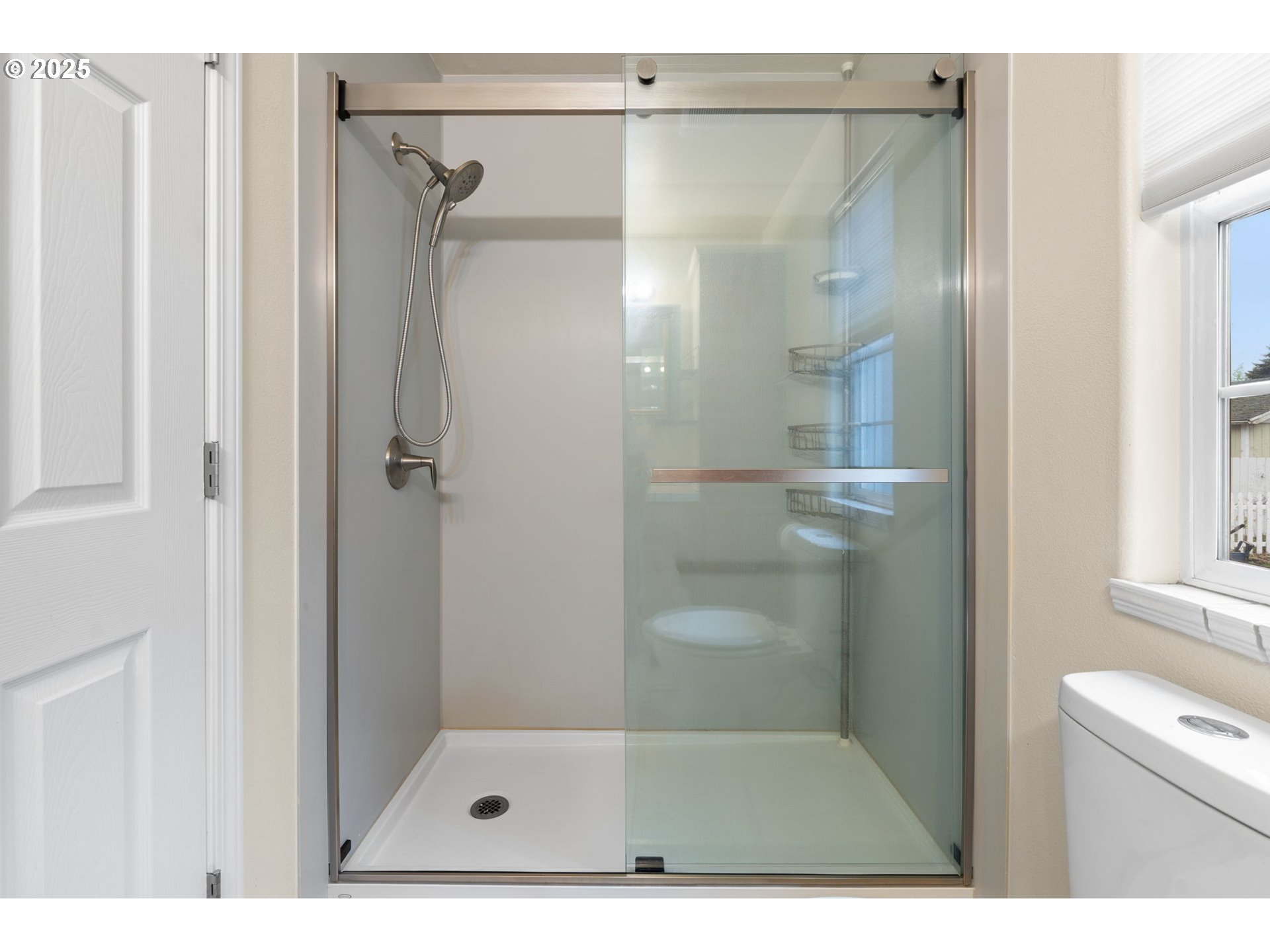 618 Northeast Faloma Road Portland, OR 97211 - Photo 16 of 24 a bathroom with a shower