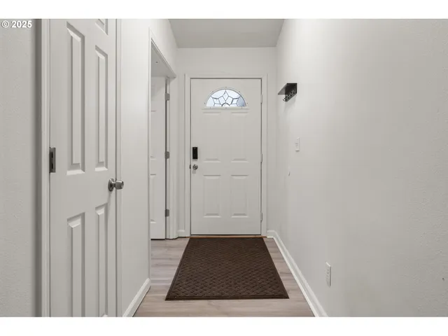 $410,000 | 618 Northeast Faloma Road, Portland, OR 97211