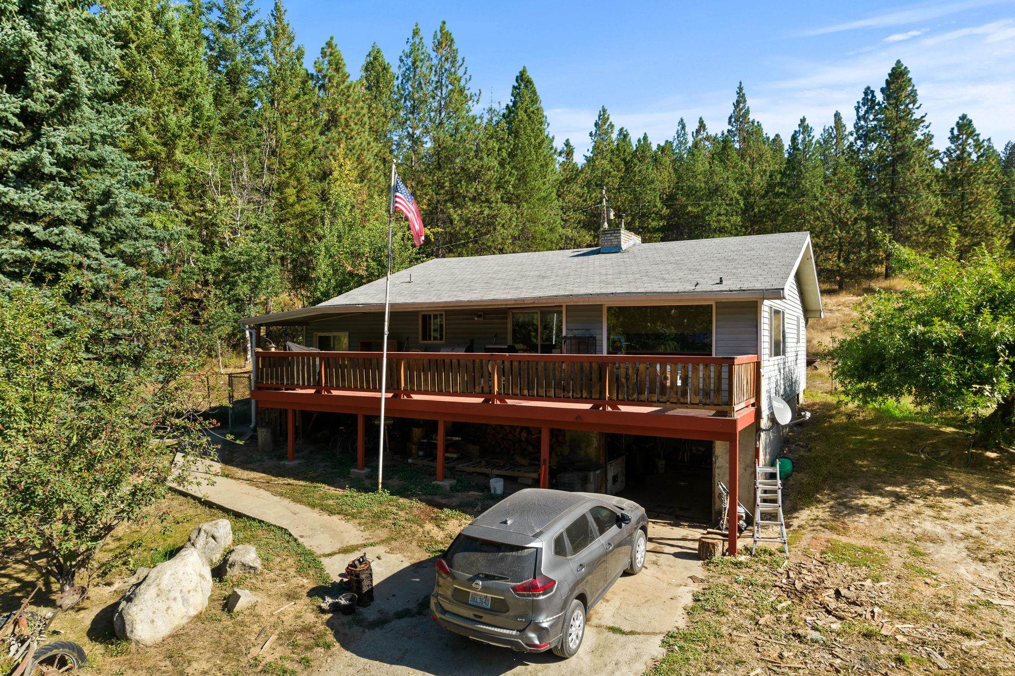 21914 North Travis Road Mead, WA 99021 - Photo 2 of 30