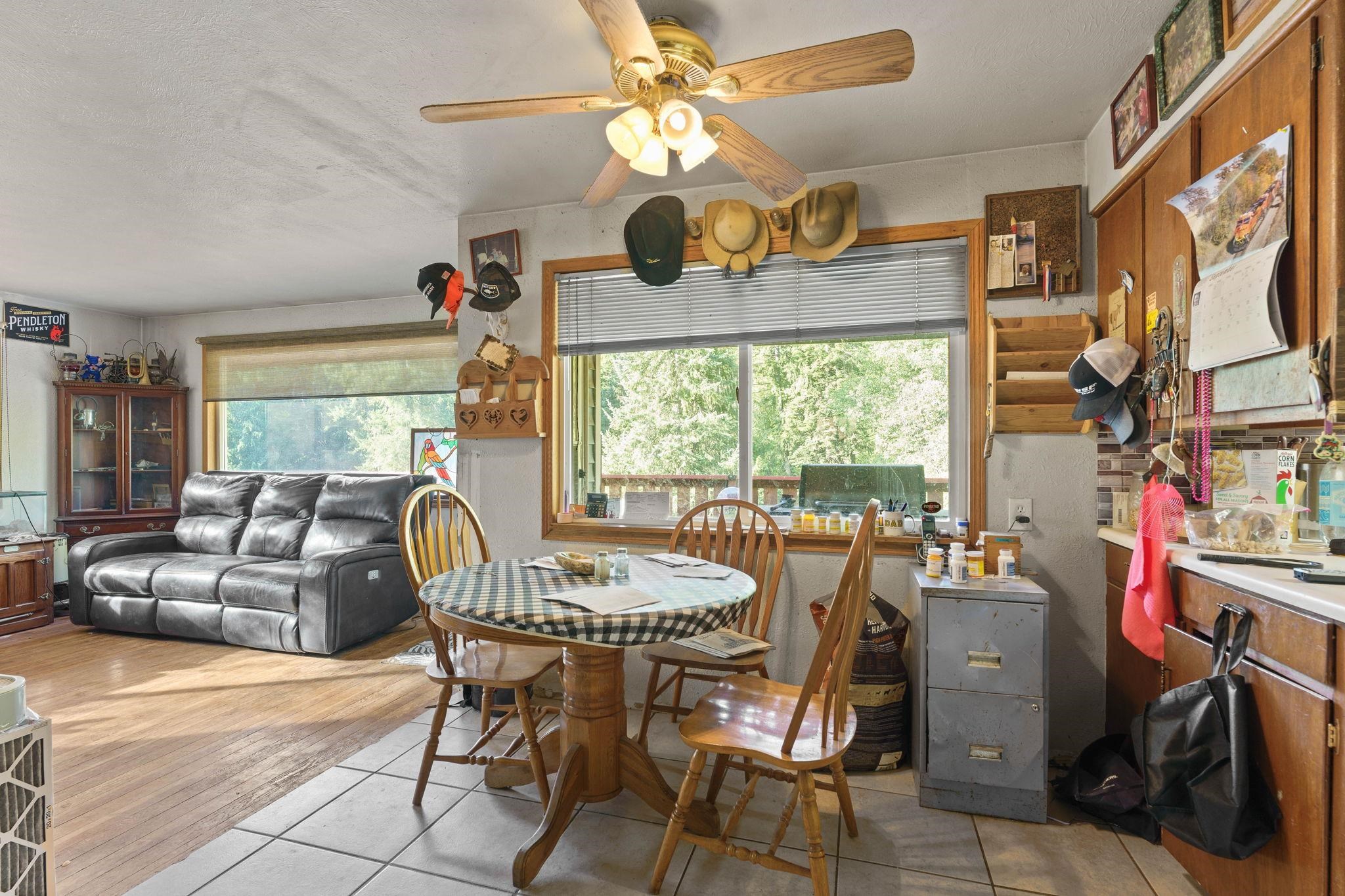 21914 North Travis Road Mead, WA 99021 - Photo 7 of 30