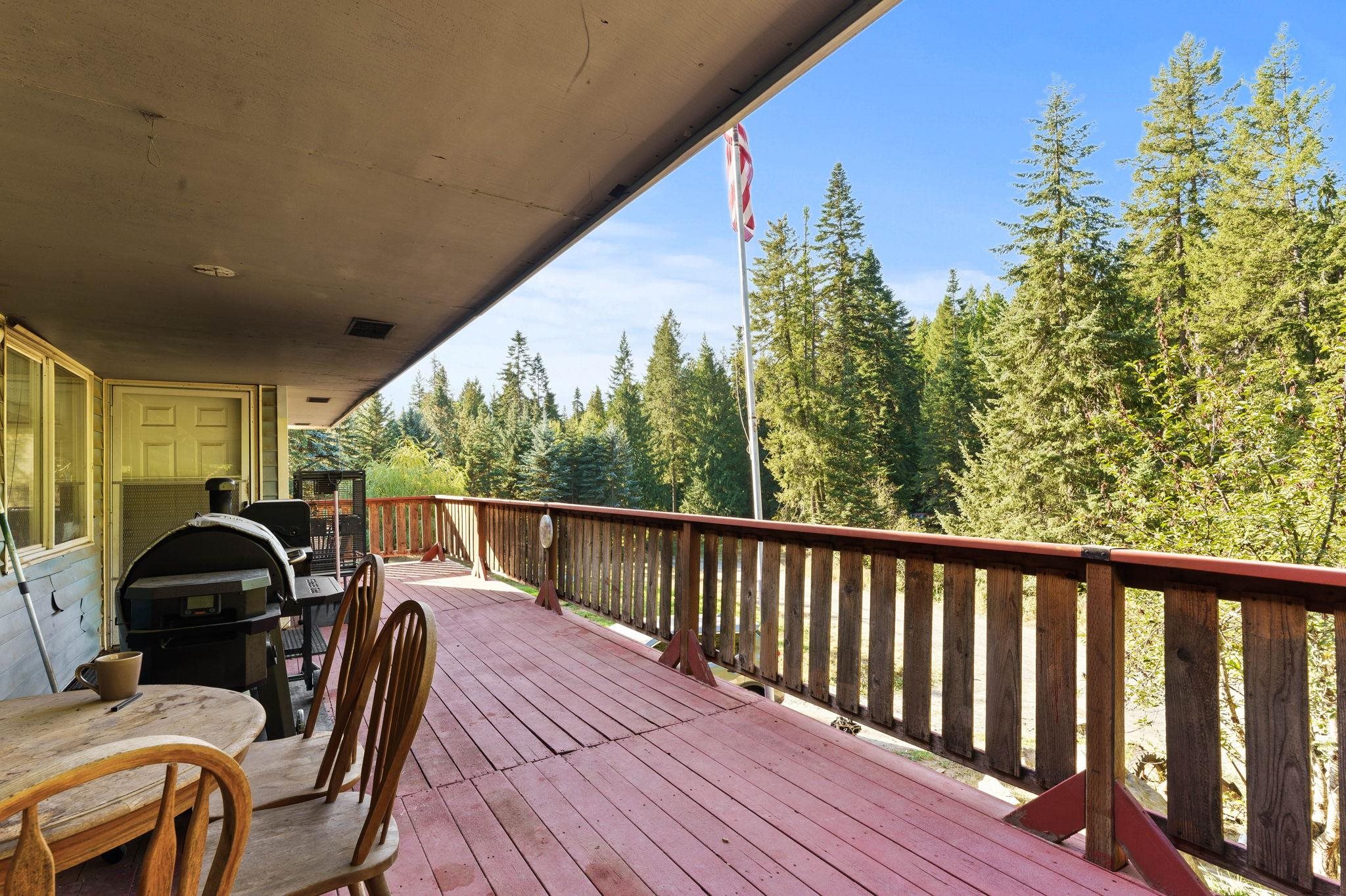21914 North Travis Road Mead, WA 99021 - Photo 10 of 30