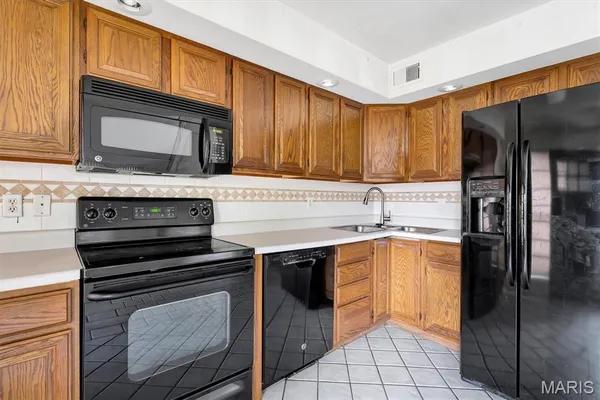 $115,000 | 4377 Kingbolt Boulevard, St. Louis, MO 63129