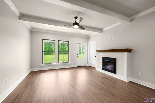 $195,500 | 8007 Arnold Road, Unit 3E, Denham Springs, LA 70726