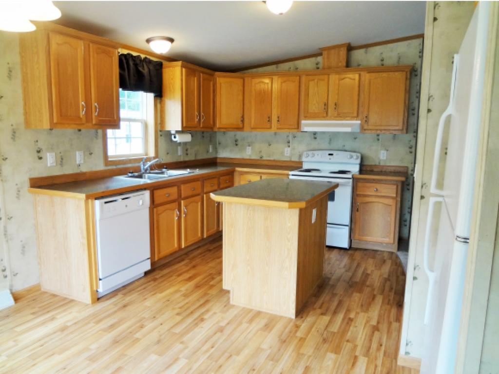 8 First Street Barrington, NH 03825 - Photo 5 of 18 Gallery Image 5