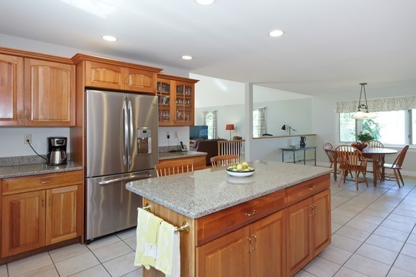 84 Shade Street Lexington, MA 02421 - Photo 8 of 23