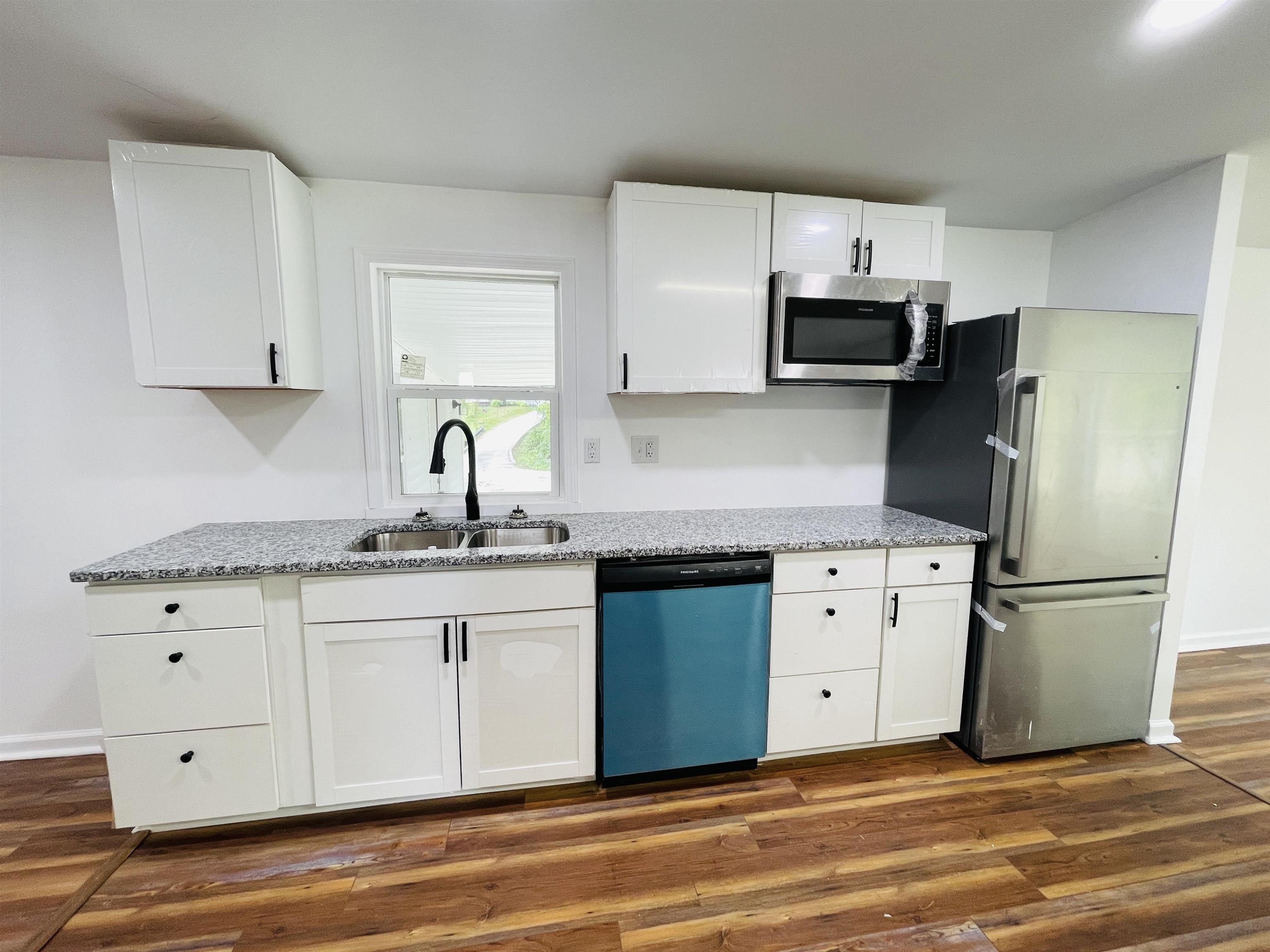 5927 Hicks Road Ashland, KY 41102 - Photo 7 of 39 Gallery Image 7