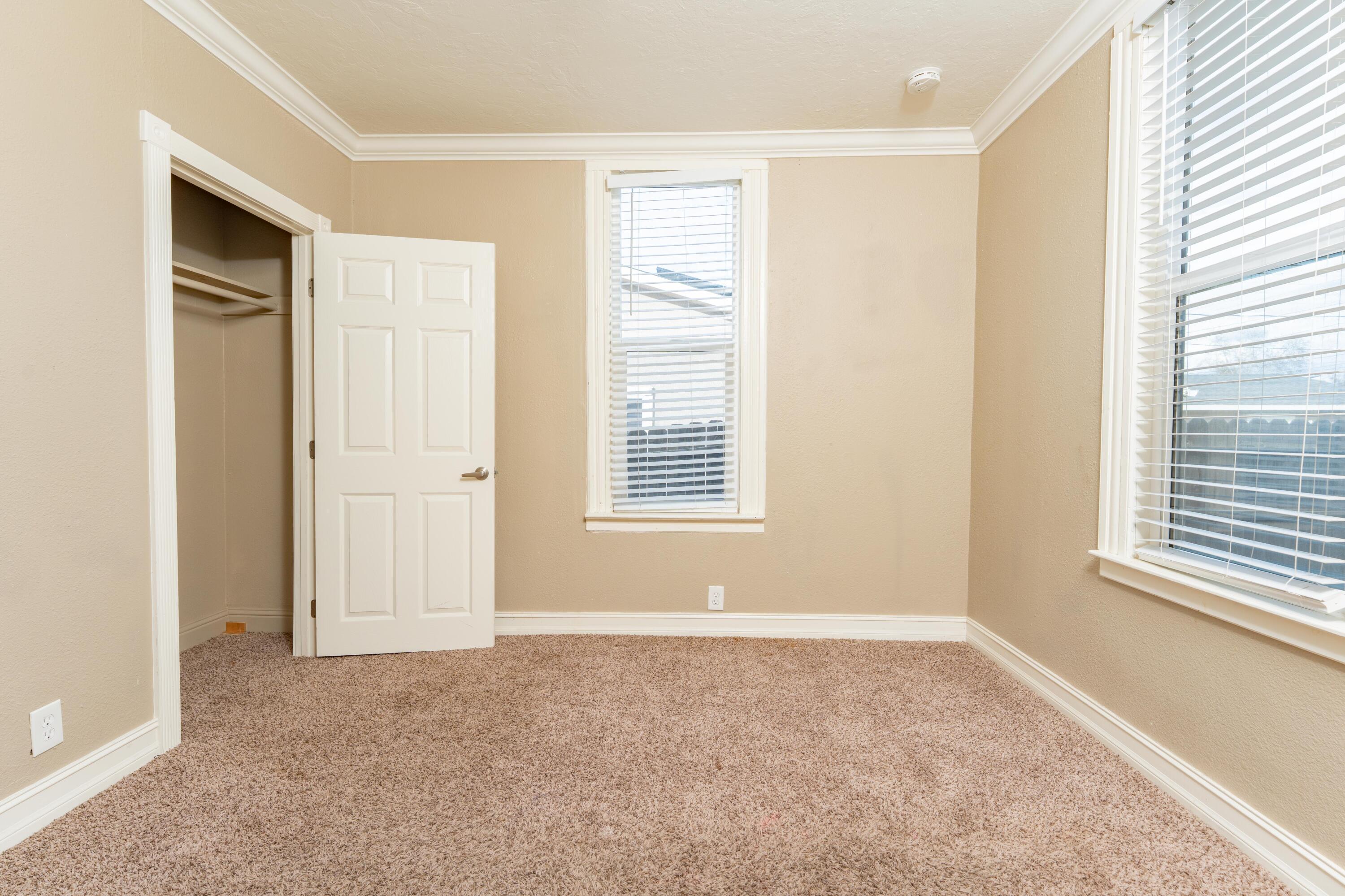 533 South Kaweah Avenue Exeter, CA 93221 - Photo 13 of 39