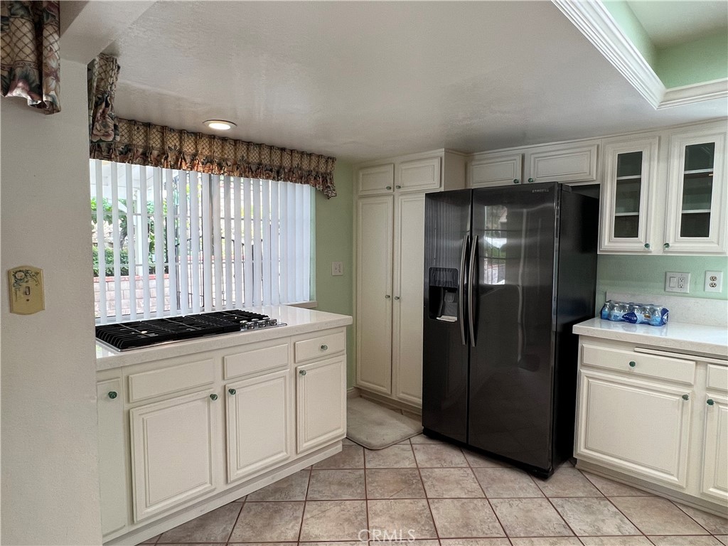25225 Sagecrest Circle Stevenson Ranch, CA 91381 - Photo 24 of 50 refrigerator included