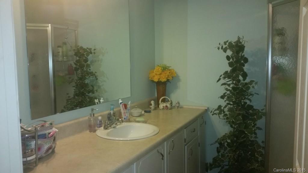 5318 Cinderella Road Charlotte, NC 28213 - Photo 6 of 10 Gallery Image 6