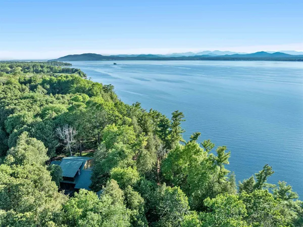 $2,600,000 | 499 Popple Dungeon Road, Charlotte, VT 05445