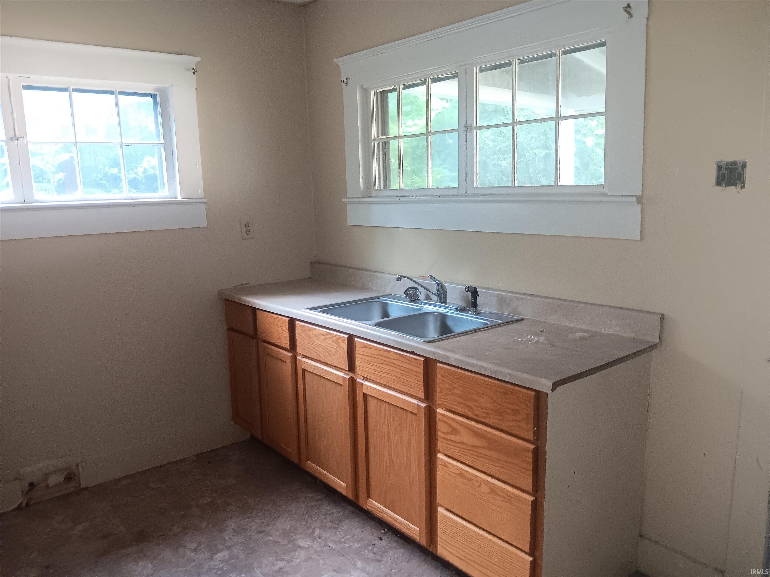 310 South 17th Street Terre Haute, IN 47807 - Photo 13 of 26