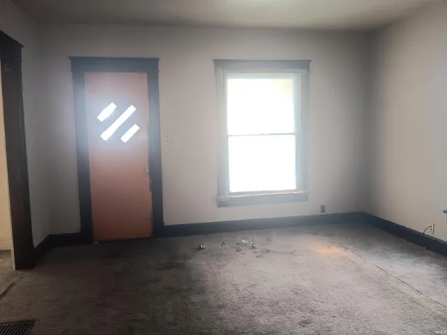 $72,900 | 310 South 17th Street, Terre Haute, IN 47807