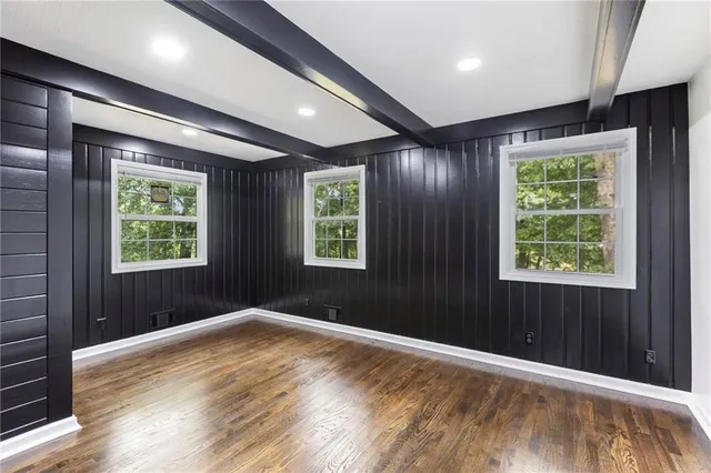 $750,000 | 9319 East 105th Street, Kansas City, MO 64134