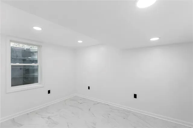 $750,000 | 9319 East 105th Street, Kansas City, MO 64134