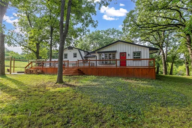 $750,000 | 9319 East 105th Street, Kansas City, MO 64134