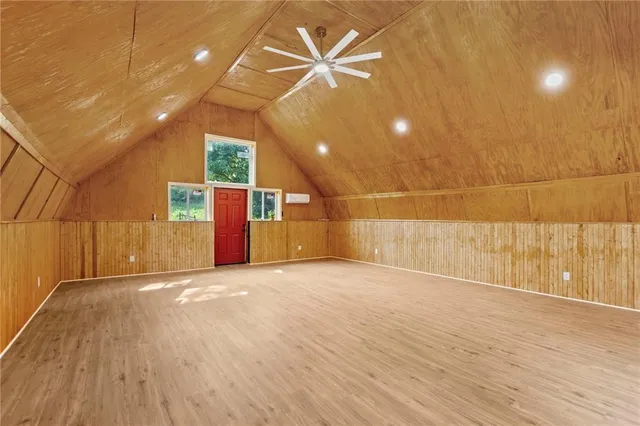 $750,000 | 9319 East 105th Street, Kansas City, MO 64134