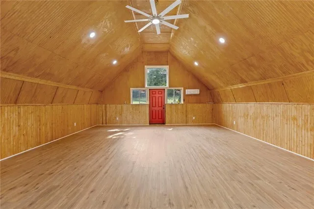 $750,000 | 9319 East 105th Street, Kansas City, MO 64134