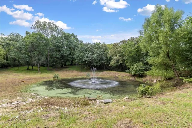 $750,000 | 9319 East 105th Street, Kansas City, MO 64134