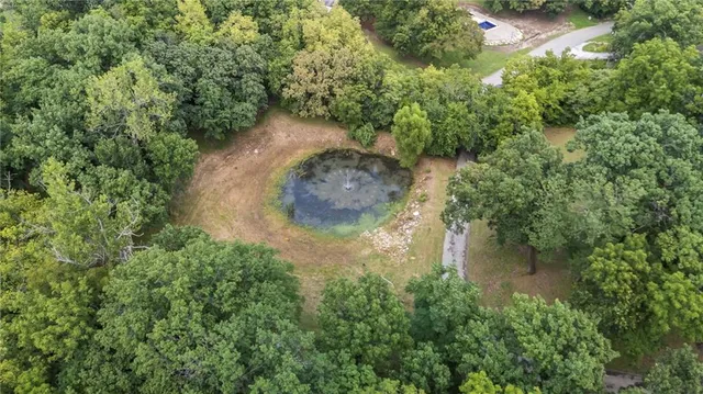 $750,000 | 9319 East 105th Street, Kansas City, MO 64134