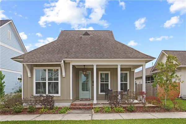 $2,750 | 1632 Continental Drive, Covington, LA 70433