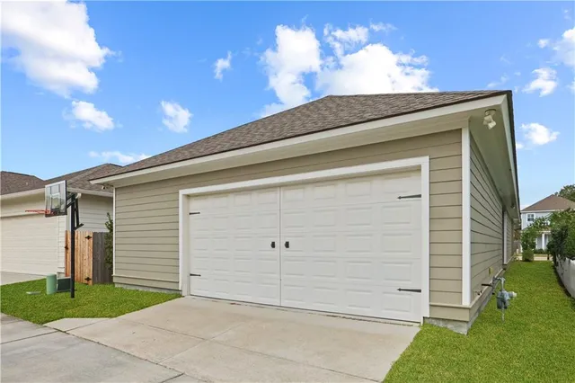 $2,750 | 1632 Continental Drive, Covington, LA 70433