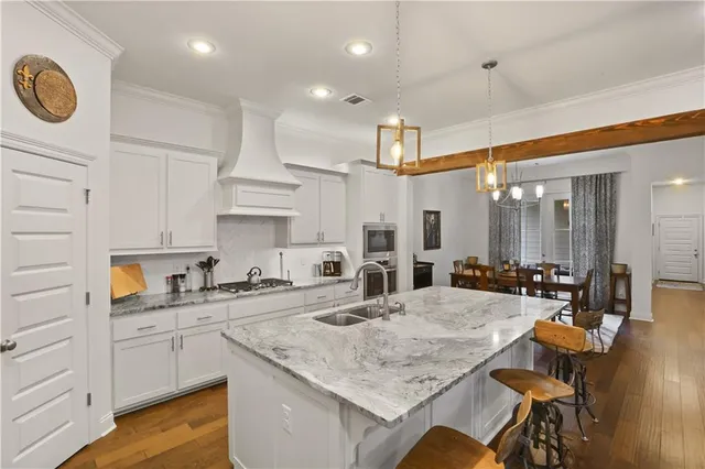 $2,750 | 1632 Continental Drive, Covington, LA 70433