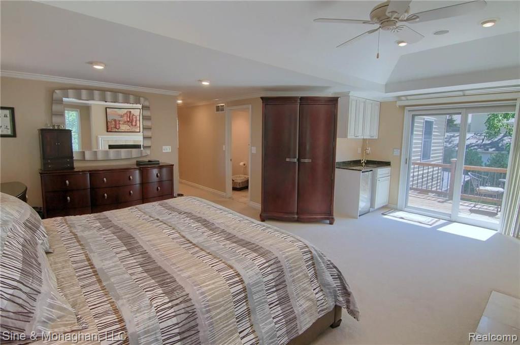 245 Vendome Road Grosse Pointe Farms, MI 48236 - Photo 18 of 42