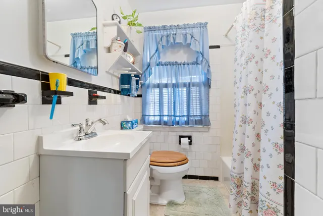 $315,000 | 8 Winthrop Court, Towson, MD 21204