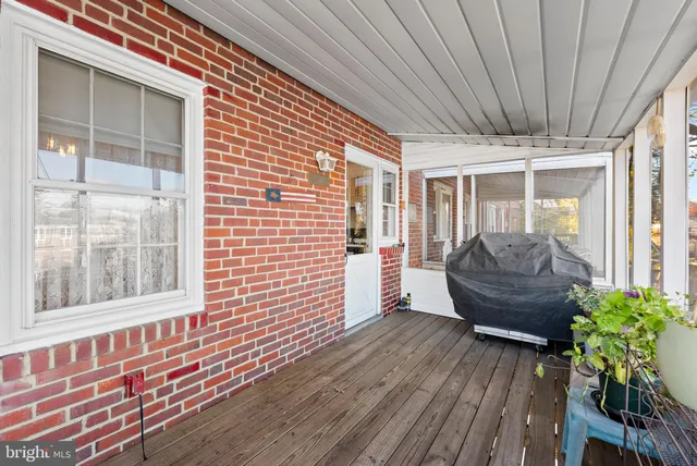 $315,000 | 8 Winthrop Court, Towson, MD 21204