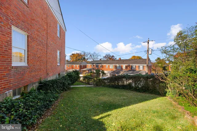 $315,000 | 8 Winthrop Court, Towson, MD 21204