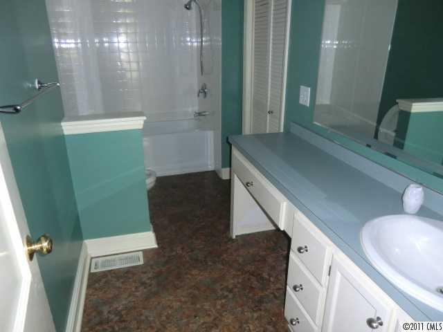 21115 Torrence Chapel Road Cornelius, NC 28031 - Photo 7 of 8 Gallery Image 7