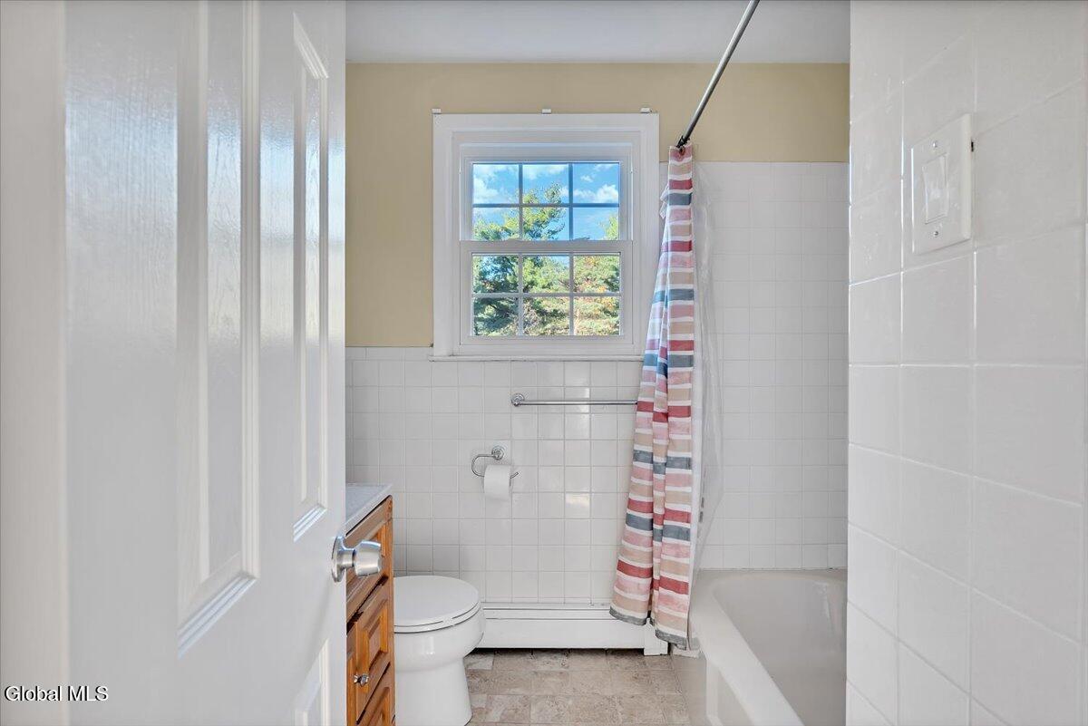 123 Fonda Road Waterford, NY 12188 - Photo 15 of 56 15-P1590434